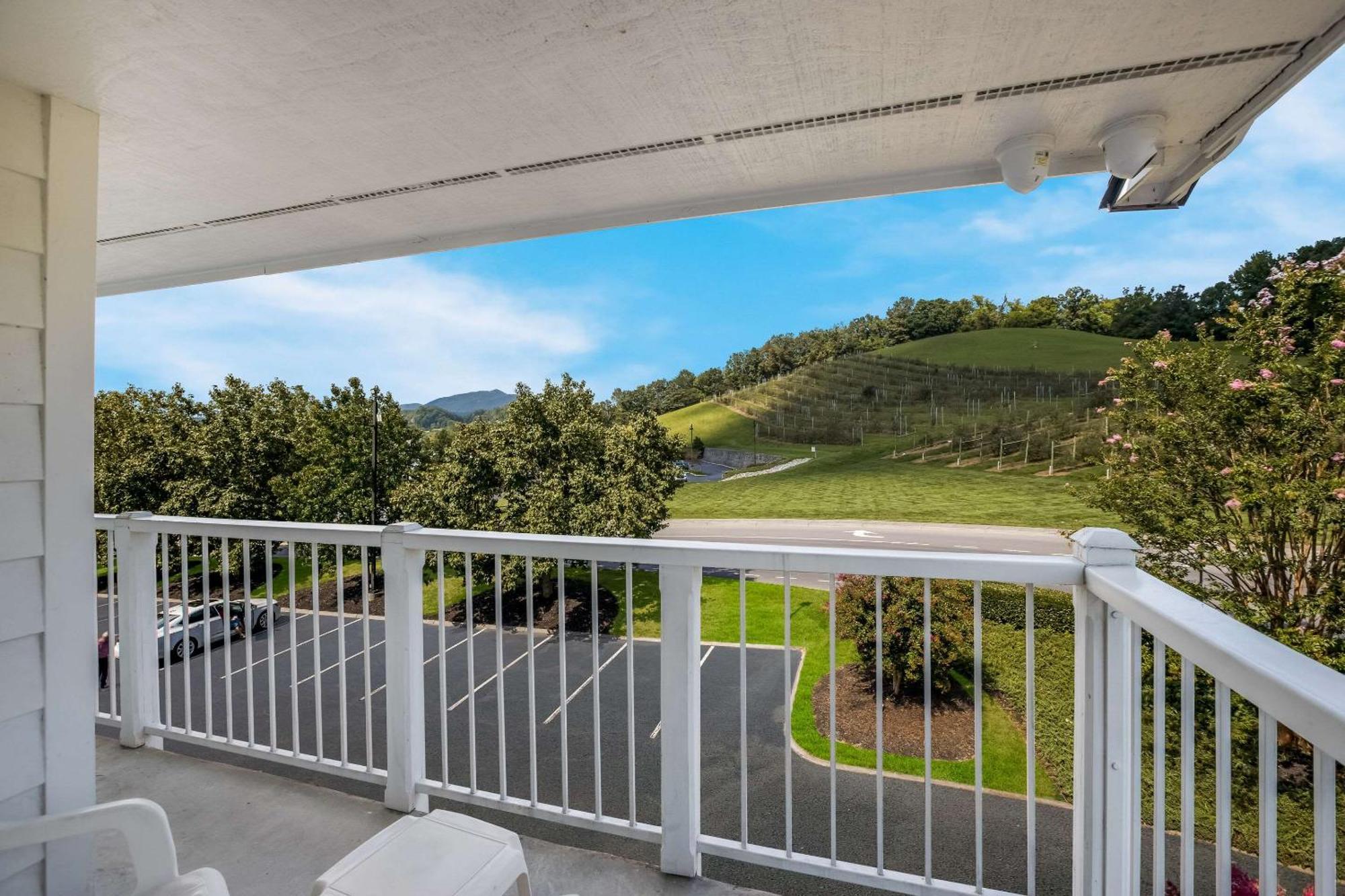 The Inn At Apple Valley, Ascend Hotel Collection Sevierville Dış mekan fotoğraf